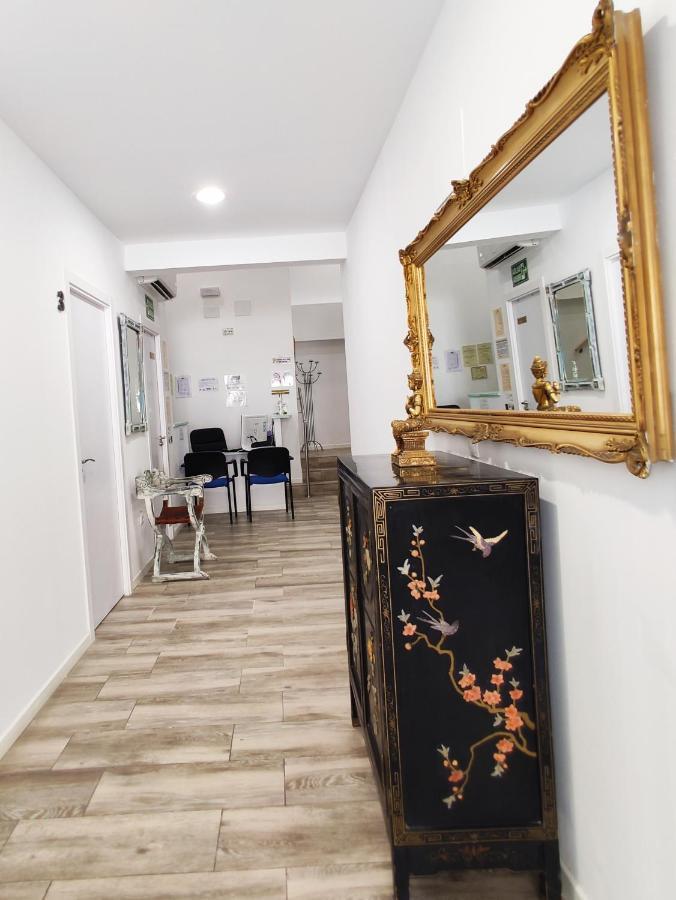 Palafox 23 Hostel Мадрид Екстериор снимка