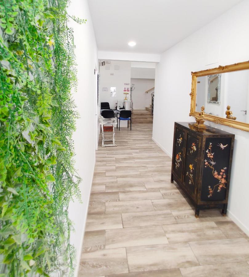 Palafox 23 Hostel Мадрид Екстериор снимка