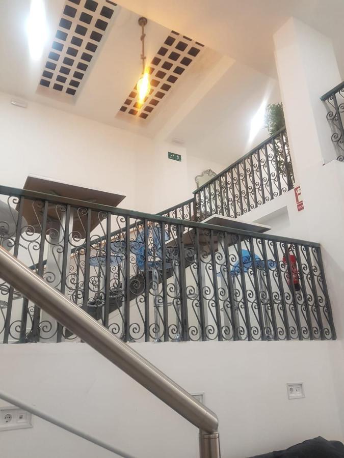 Palafox 23 Hostel Мадрид Екстериор снимка