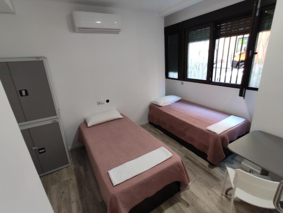 Palafox 23 Hostel Мадрид Екстериор снимка