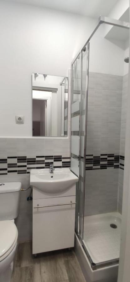 Palafox 23 Hostel Мадрид Екстериор снимка